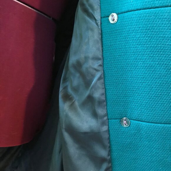 Vintage 1970's 100% wool emerald green coat - Picture 9 of 16